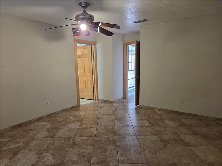 15415 Beechnut St — Photo 14