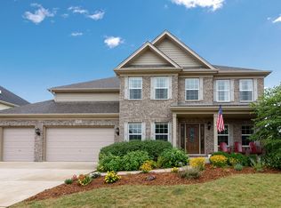 671 Slate Run, Elgin, IL 60124