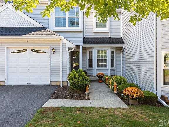 2nd image of 4 Lamberson Ct #2204