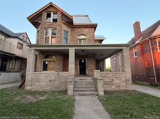 1564 Cadillac Blvd, Detroit, MI