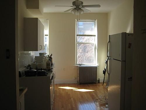 2nd image of 106 Willow Ave APT 6