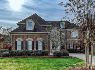 2300 Highland Forest Dr, Waxhaw, NC 28173
