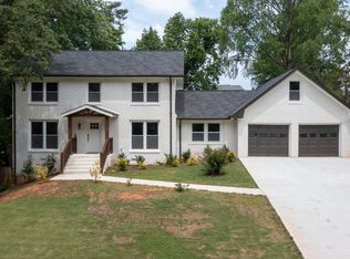 4307 Cedar Wood Dr SW, Lilburn, GA 30047