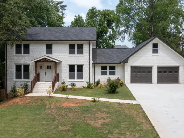 4307 Cedar Wood Dr SW, Lilburn, GA 30047