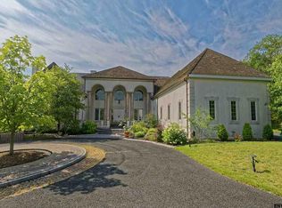10 Sage Est, Albany, NY 12204