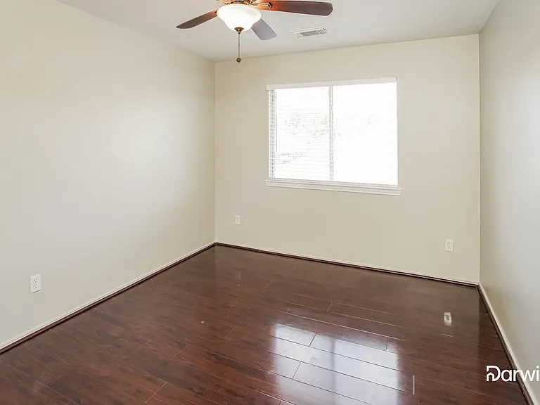 21907 Hemlock Park Dr — Photo 10