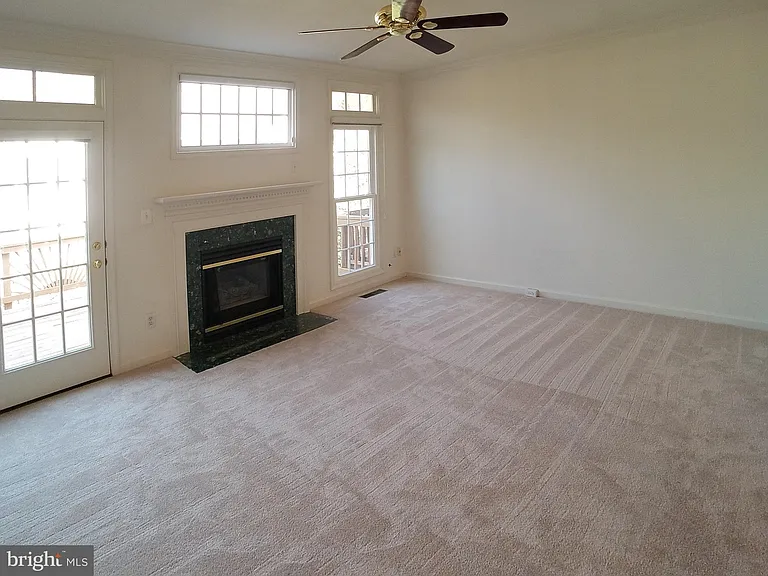 1781 Dawson St — Photo 2