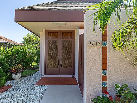 2nd image of 3312 SE Sandpiper Cir