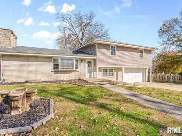 2 Vivian Ln, Springfield, IL 62712