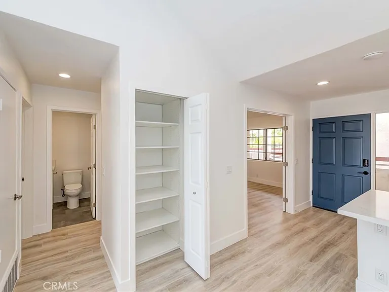 941 W Carson St #306 — Photo 7