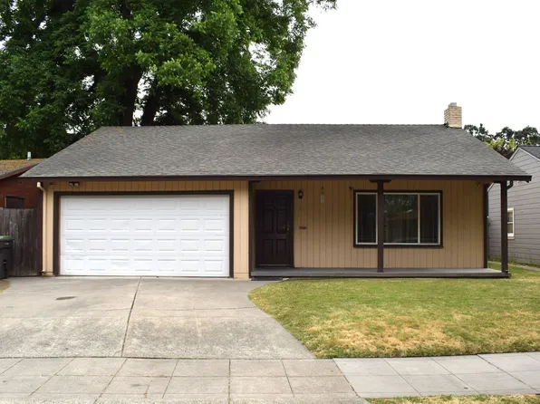 1420 W Walnut St, Stockton, CA 95203