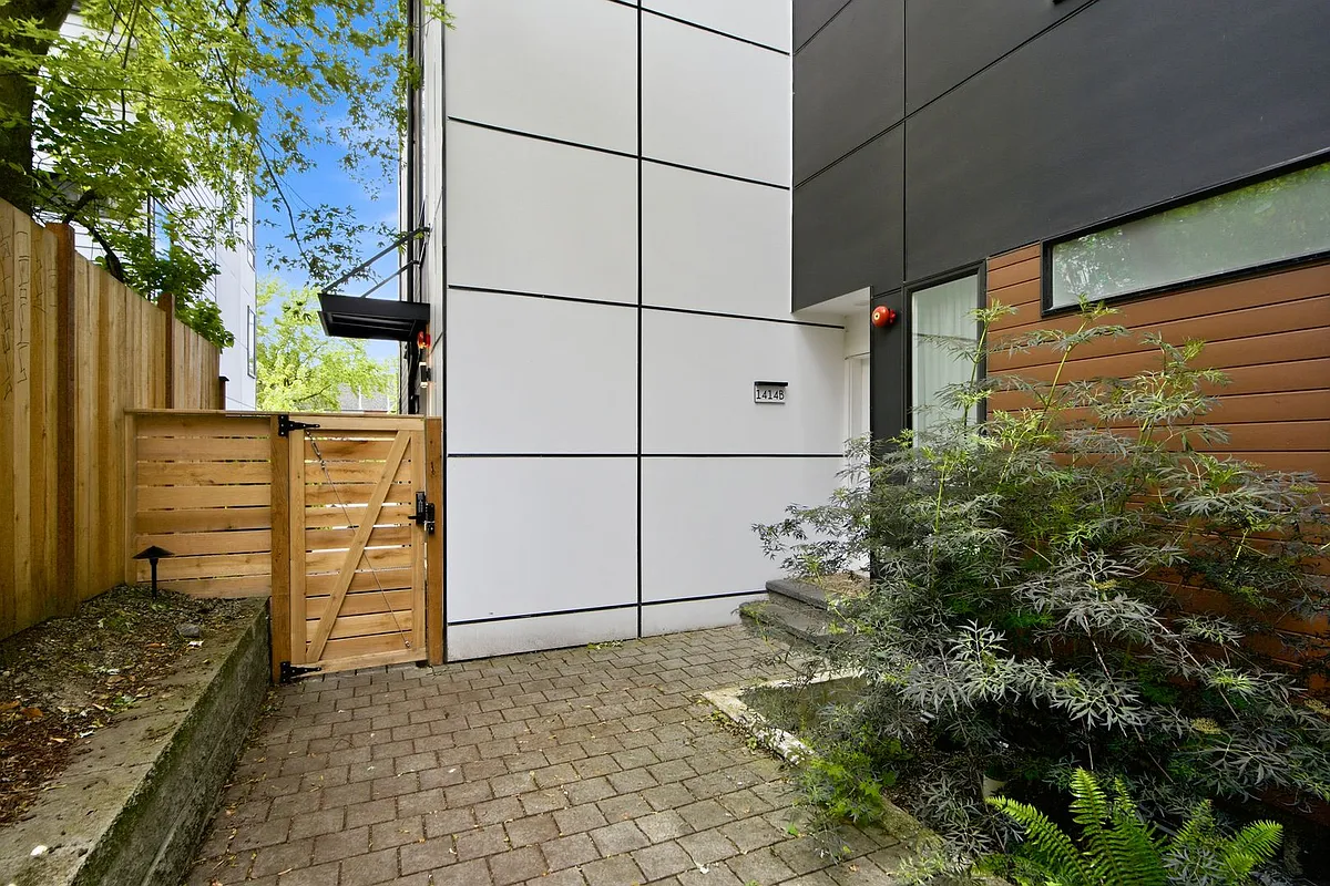 Building Photo - 1414 E Cherry St #B