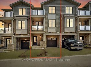 10 Birmingham Dr #118, Cambridge, ON N1R 0C6
