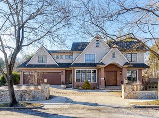 82 Broken Tree Rd, Newton, MA 02459