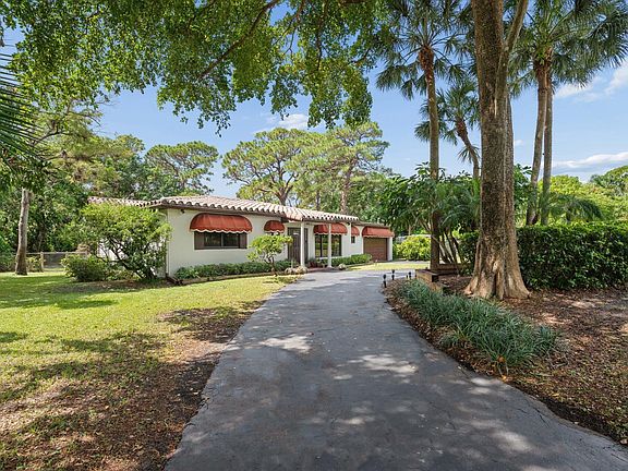 2nd image of 4120 SW 1ST Court