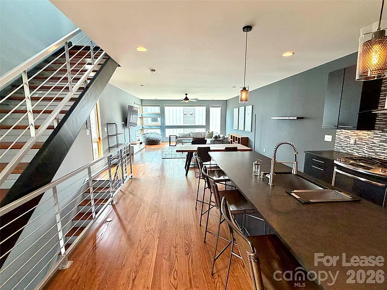 305 McNinch St #B — Photo 14