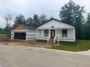2103 Alta Vista Dr, Traverse City, MI 49686