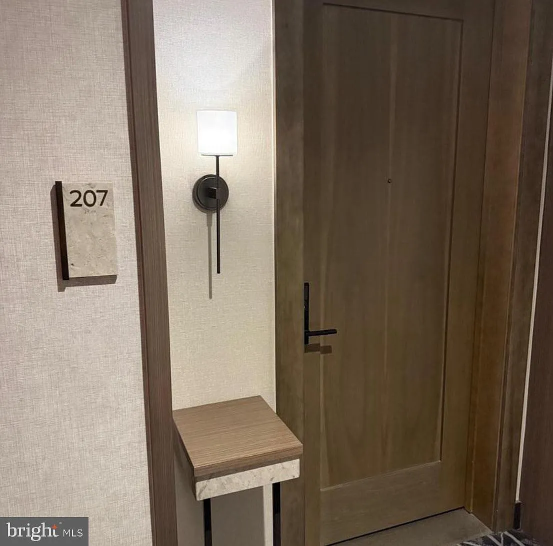 2 bed, 2.5 bath, $5,500 — Photo 4
