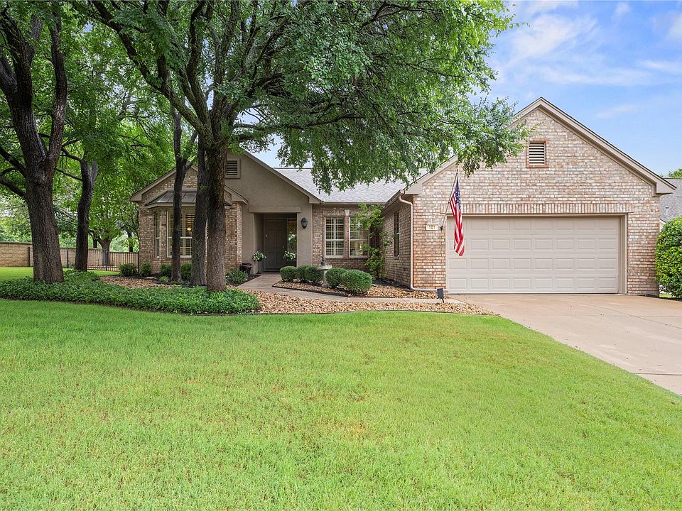 1st image of 101 Yaupon Ln