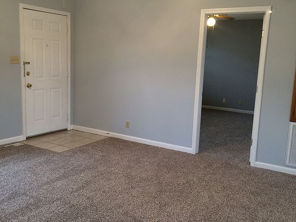 4th image of 981 Merritt Lewis Ln