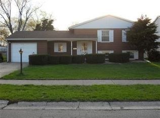 918 N Arbogast St, Griffith, IN 46319