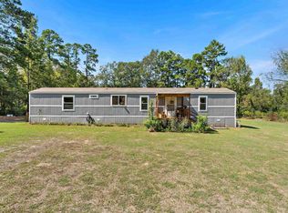 220 S Chalk St, Joaquin, TX 75954