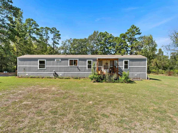 220 S Chalk St, Joaquin, TX 75954