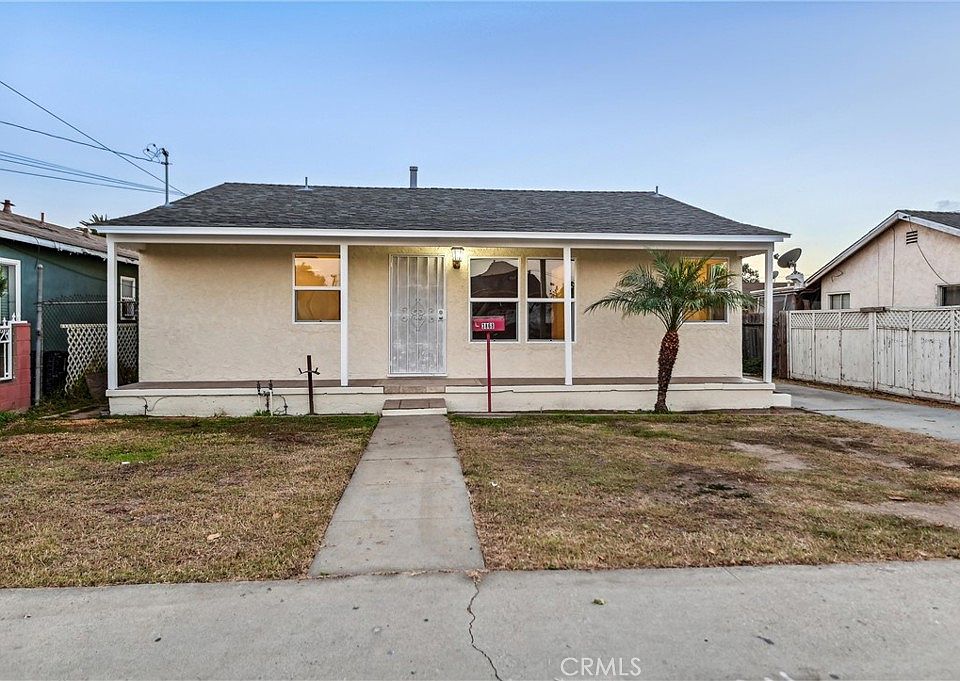 1st image of 3868 W 109th St