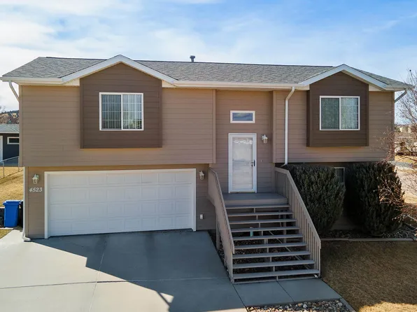 4523 Three Rivers Dr, Rapid City, SD 57701