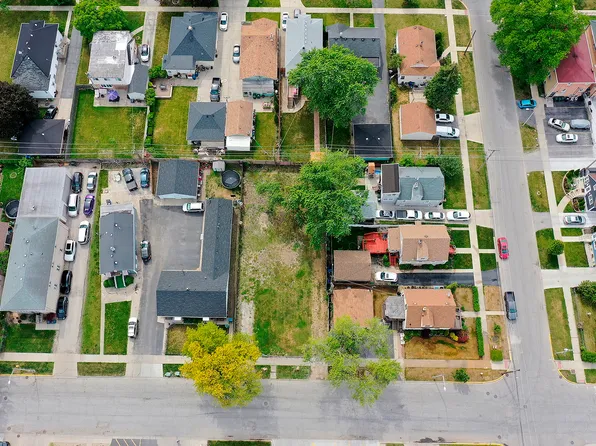 1406 N 31st Ave, Melrose Park, IL 60160