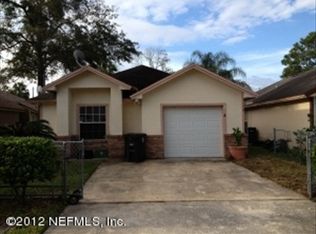 70 W 7th St, Atlantic Beach, FL 32233