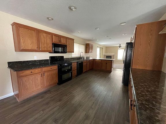 4th image of 17895 Timber Grove Ct