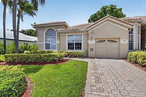 17234 Boca Club Blvd #104 Photo 1