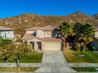 5902 Parkside Dr, Hemet, CA 92545