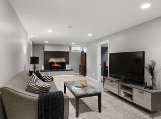 120 Ridge Rd, Albert Lea, MN 56007