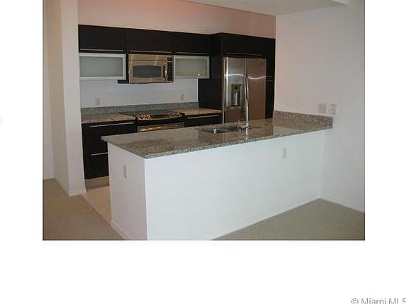 2nd image of 951 Brickell Ave #25