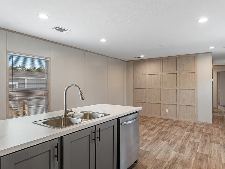 6306 Strawberry Dr — Photo 10