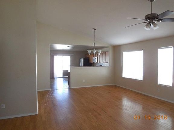 3rd image of 1231 Antelope Pass Dr