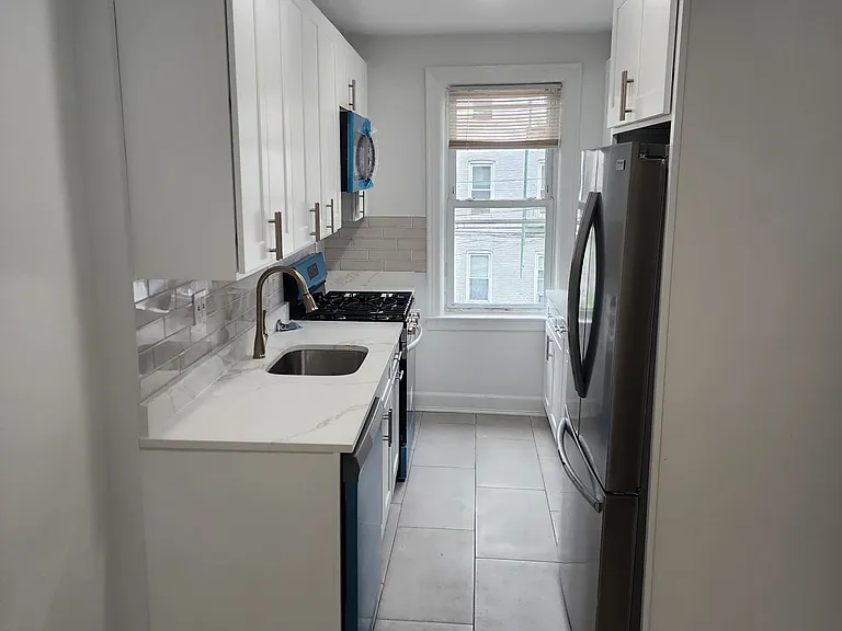 4833 40th St #2 — Photo 7