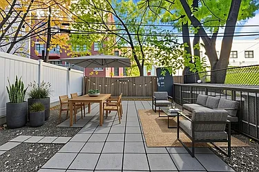 733 Dekalb Avenue, #1R