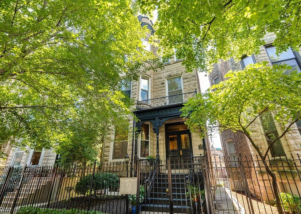 1st image of 931 W Newport Ave APT 2