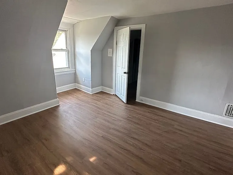 24 Owen Ave #3 — Photo 3