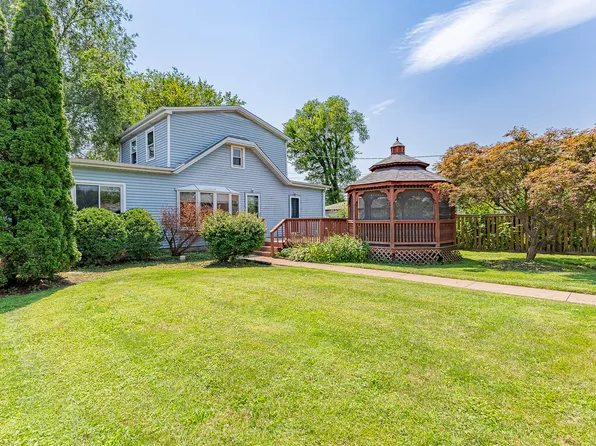808 2nd Ct, Bensenville, IL 60106