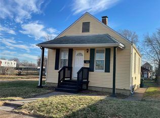 818 Grand Ave, Madison, IL 62060