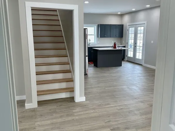 311 Sunrise Dr Unit 311, Saint Albans, VT 05478