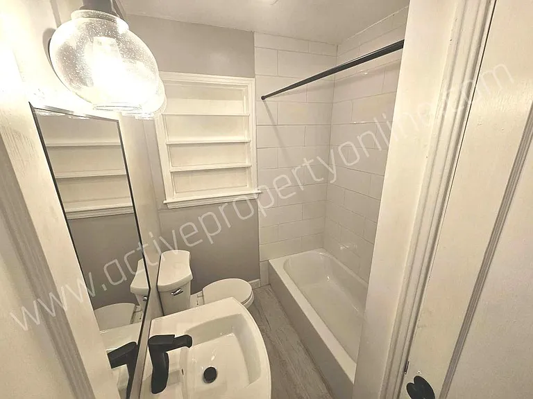 1935 Northbrook Ave — Photo 11