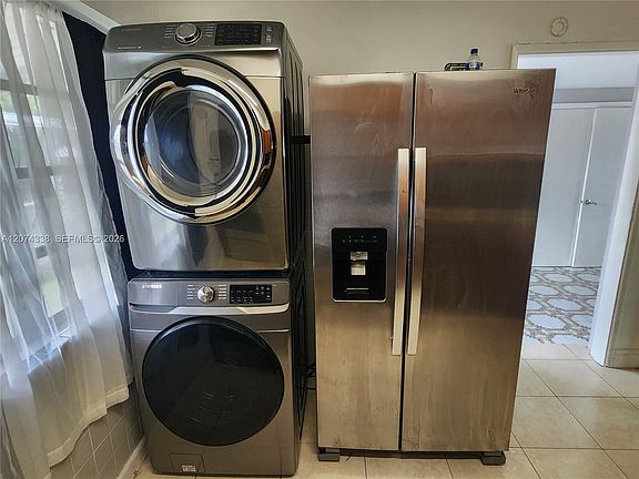 5th image of 4100 SW 36th St