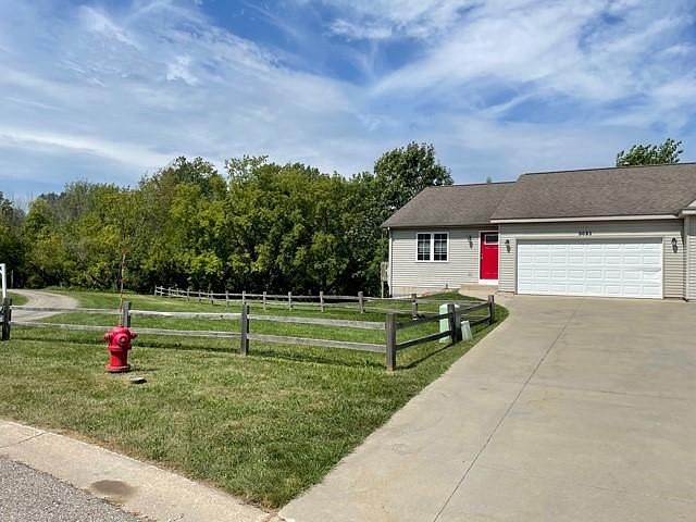 Lot view 1