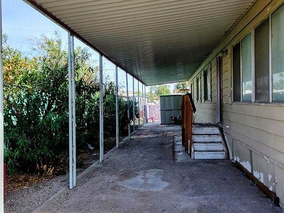 4th image of 299 Thunderbird Lane