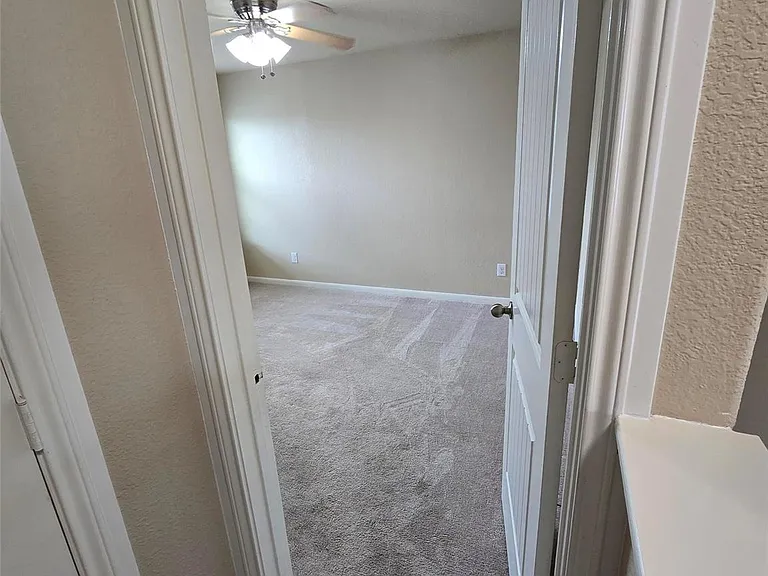 6119 Grassy Haven Ln — Photo 37